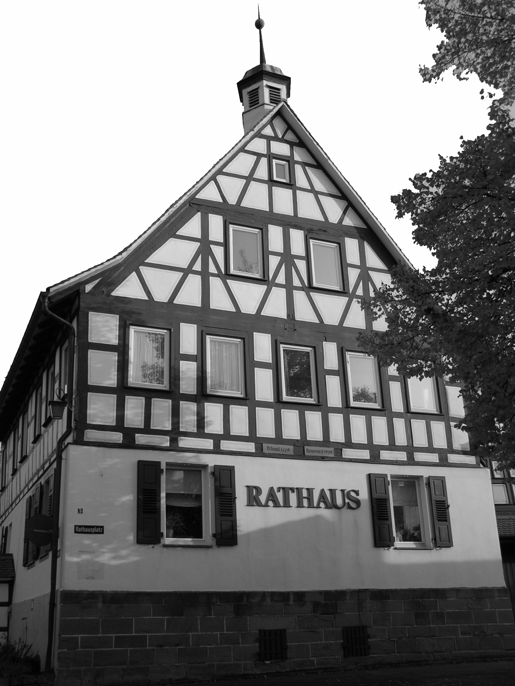 RathausSw_schnell